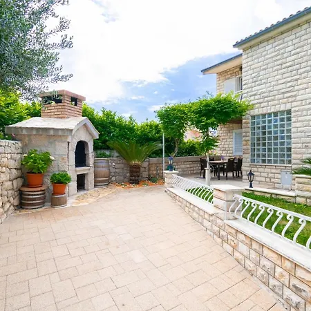 公寓 Iva With Sea View *