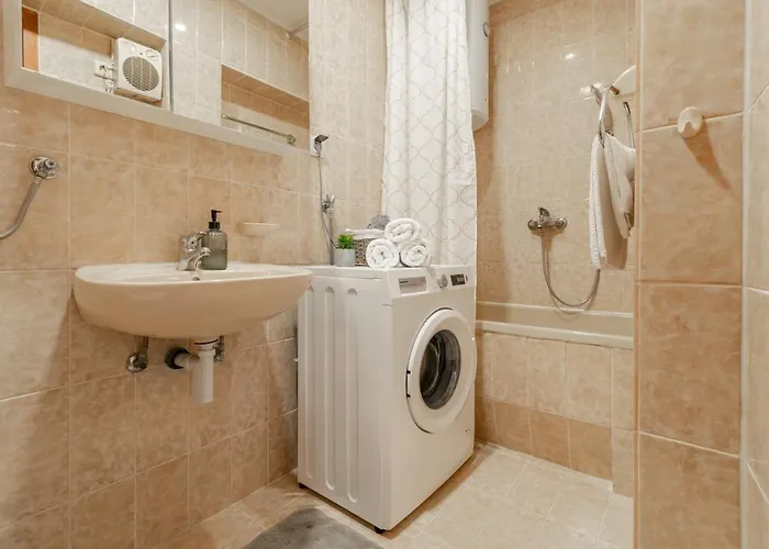 公寓 Iva With Sea View *