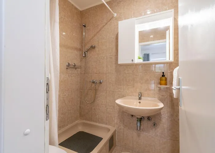 公寓 Iva With Sea View 马卡尔斯卡