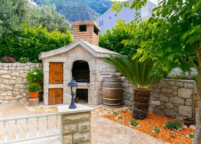 Iva With Sea View 公寓 *